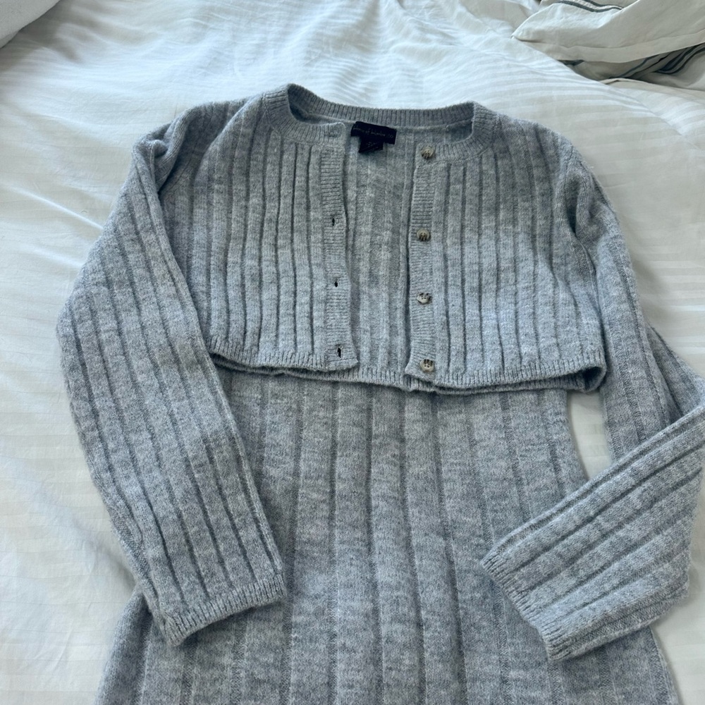 House of Harlow Gray Ribbed Knit Dress and Cardigan Set - Picture 3 of 5